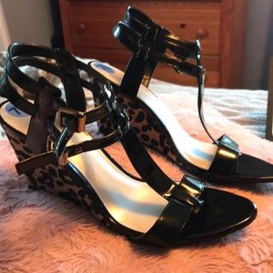 Etienne Aigner shoes